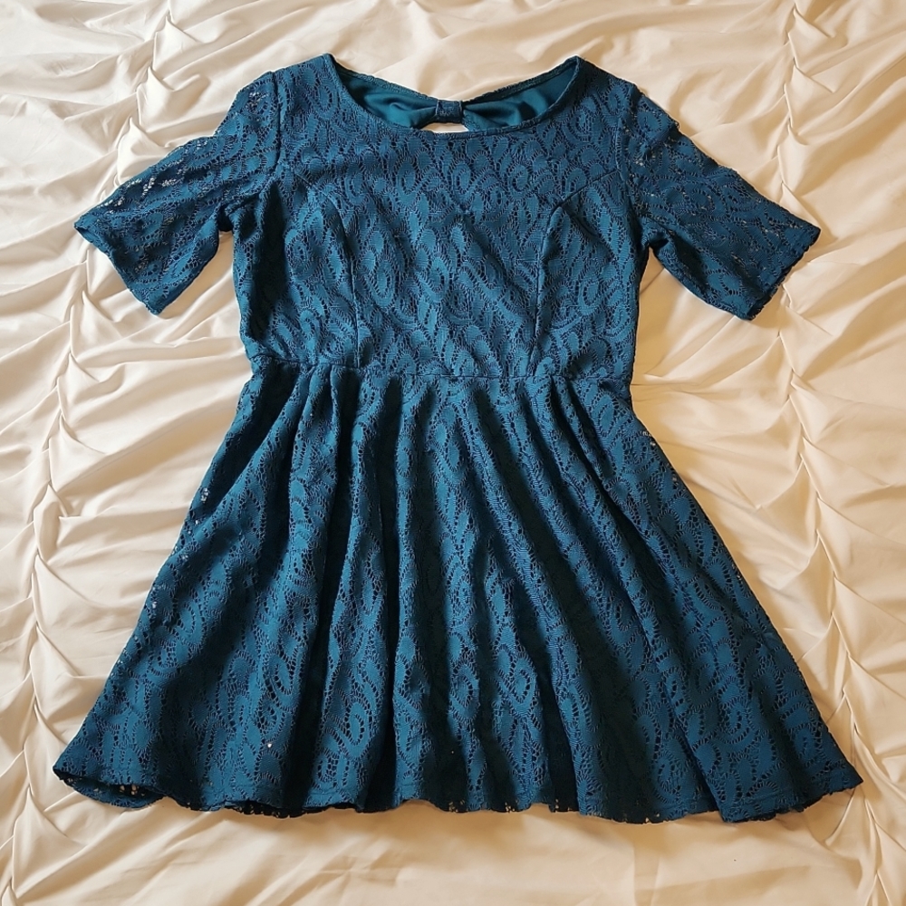 lace overlay dress